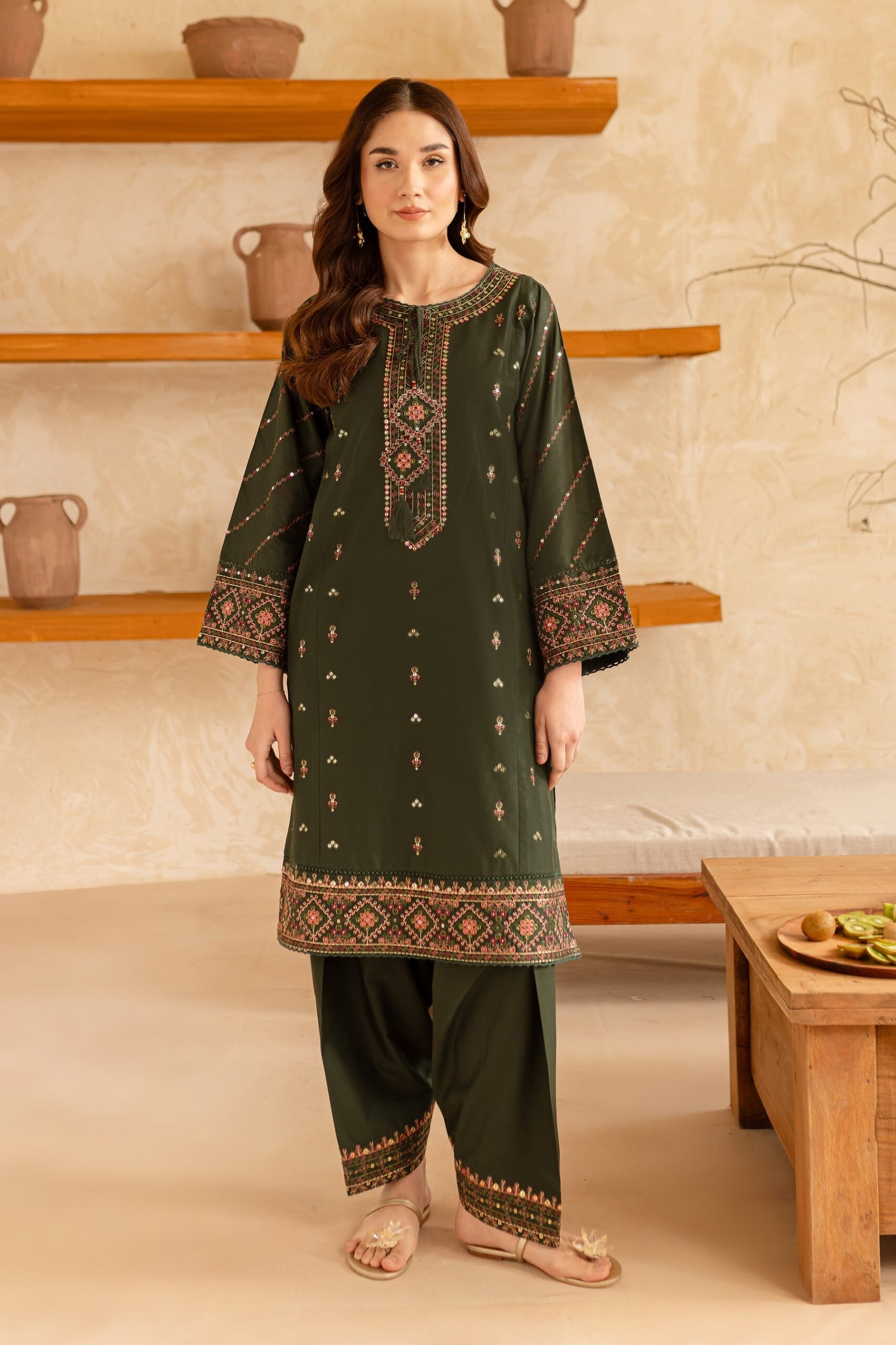 2 PIECE – EMBROIDERED LAWN – UNSTITCHED – 34079