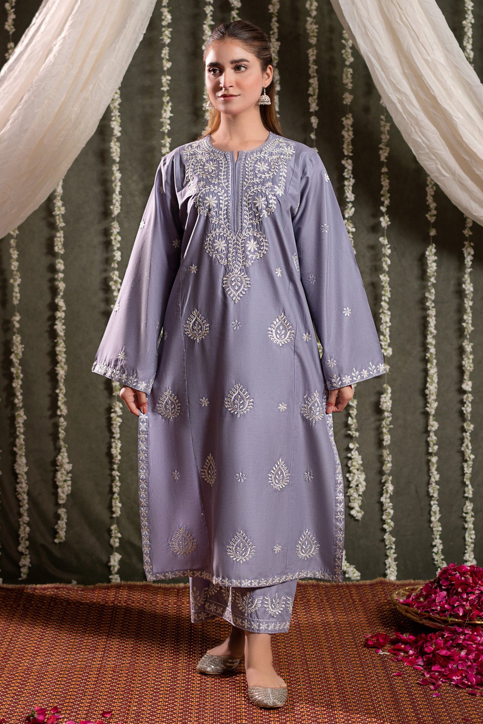 2 PIECE – EMBROIDERED LAWN – UNSTITCHED – 34082